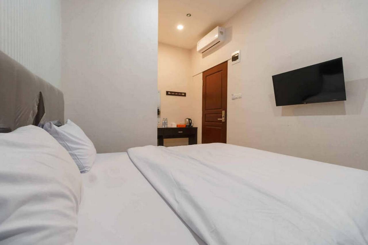 Reddoorz At Seindo Hotel Medan Sunggal Dış mekan fotoğraf