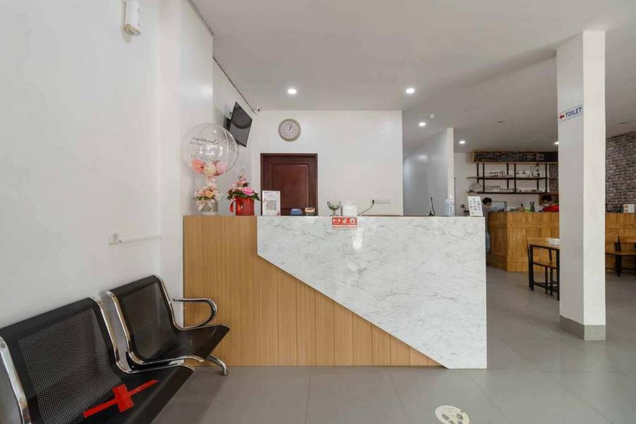 Reddoorz At Seindo Hotel Medan Sunggal Dış mekan fotoğraf