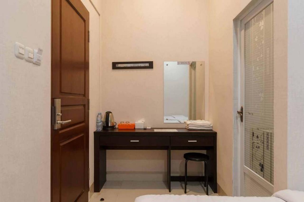 Reddoorz At Seindo Hotel Medan Sunggal Dış mekan fotoğraf