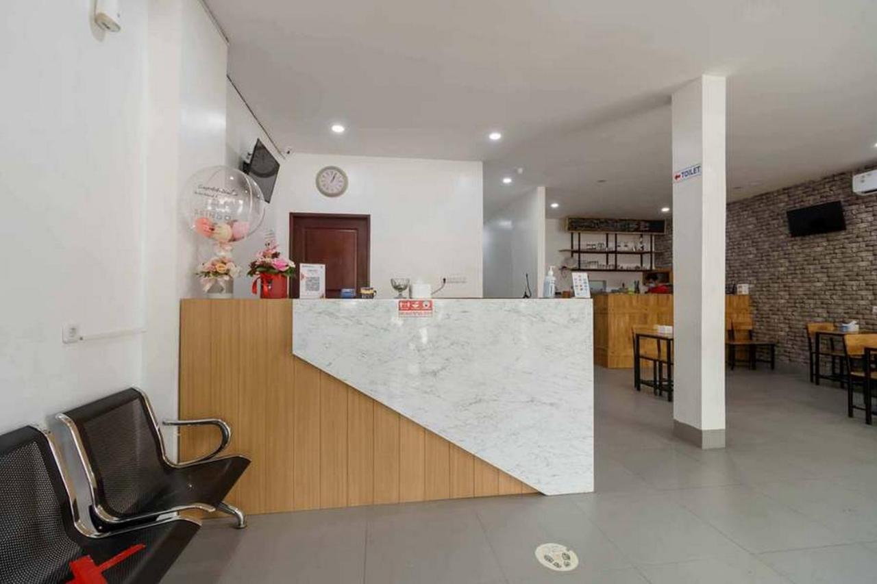 Reddoorz At Seindo Hotel Medan Sunggal Dış mekan fotoğraf